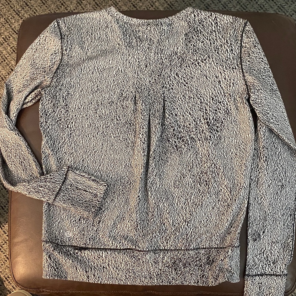 Lululemon Rush Hour Long Sleeve Luon Spray Jacquard White/Black Top - Size 4